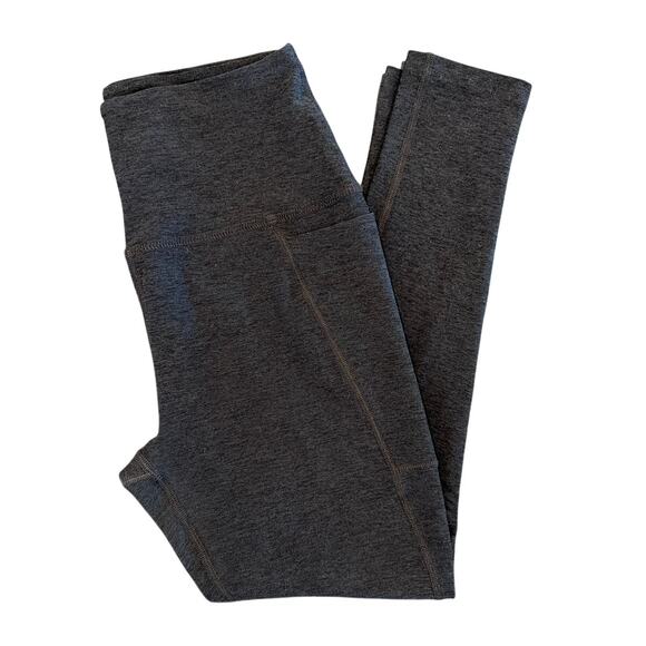 Beyond Yoga Pants - Beyond Yoga Cropped Leggings Dark Gray High Rise Capri Yoga Pants Women’s M